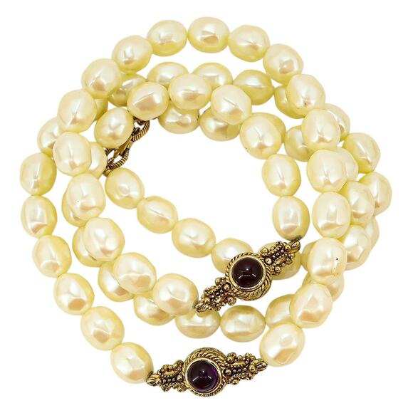 Vintage Givenchy Faux Pearl Necklace W Gold Tone Etruscan Style Accent Beads - Picture 3 of 5